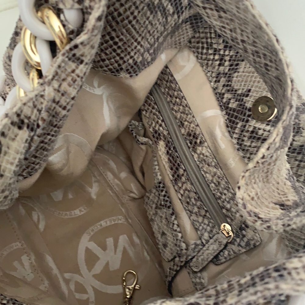 Michael Kors Handbag - Picture 5 of 7